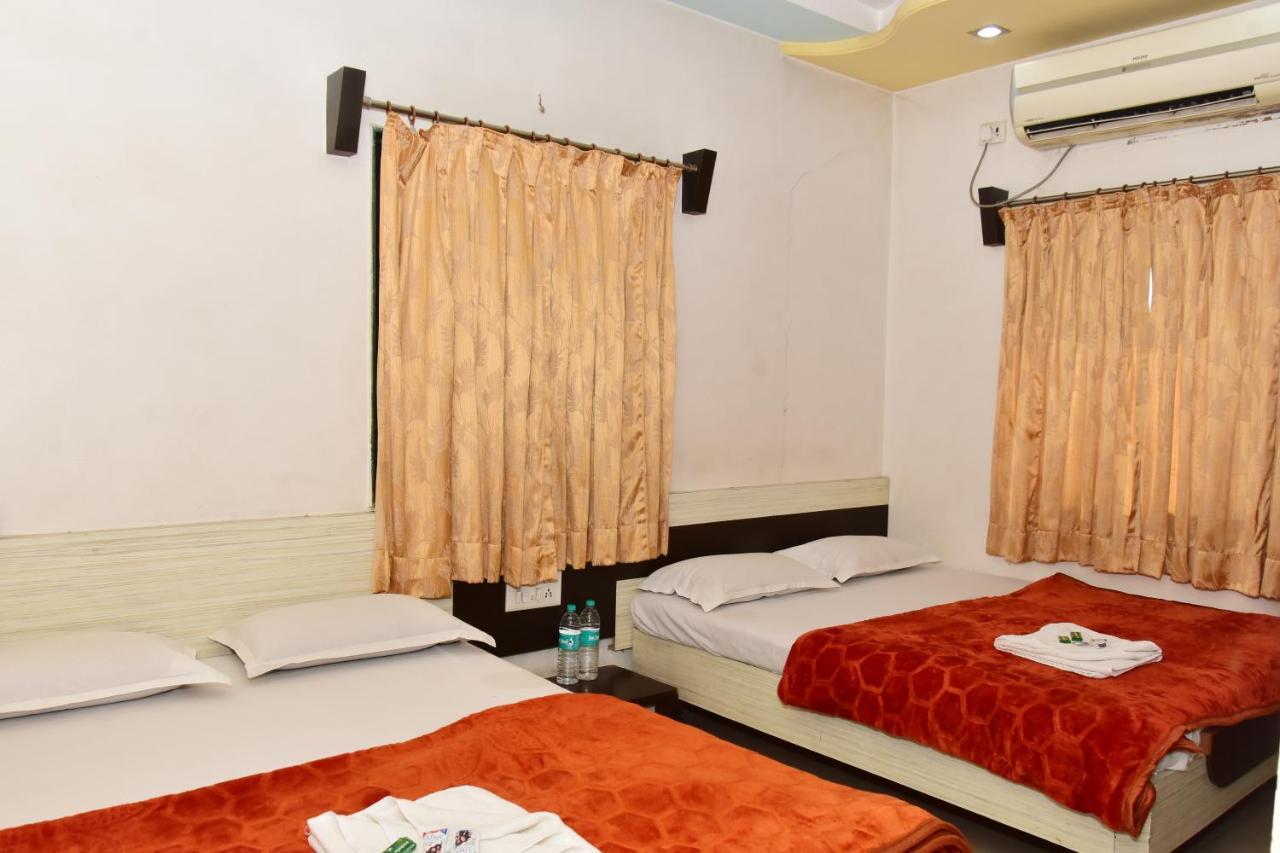Hotel Temple Sai Shirdi Zewnętrze zdjęcie