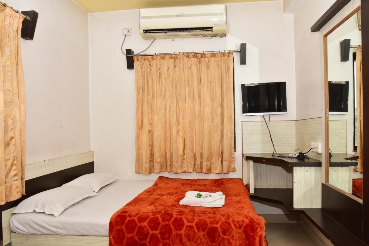 Hotel Temple Sai Shirdi Zewnętrze zdjęcie